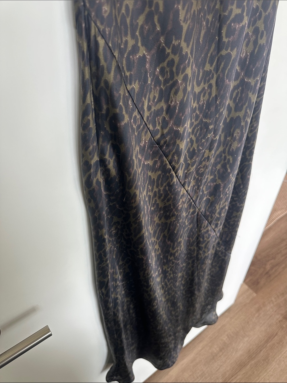 Subtle cheetah print racerback slip dress - Picture 4 of 6
